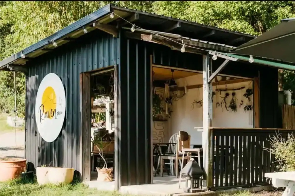 Raven Place farm shop